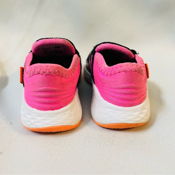 New balance slip on sneaker - Picture 2 of 6